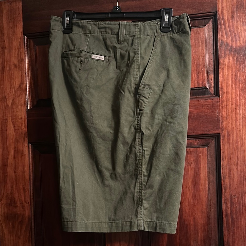 Men's Green Cargo Shorts size 42
